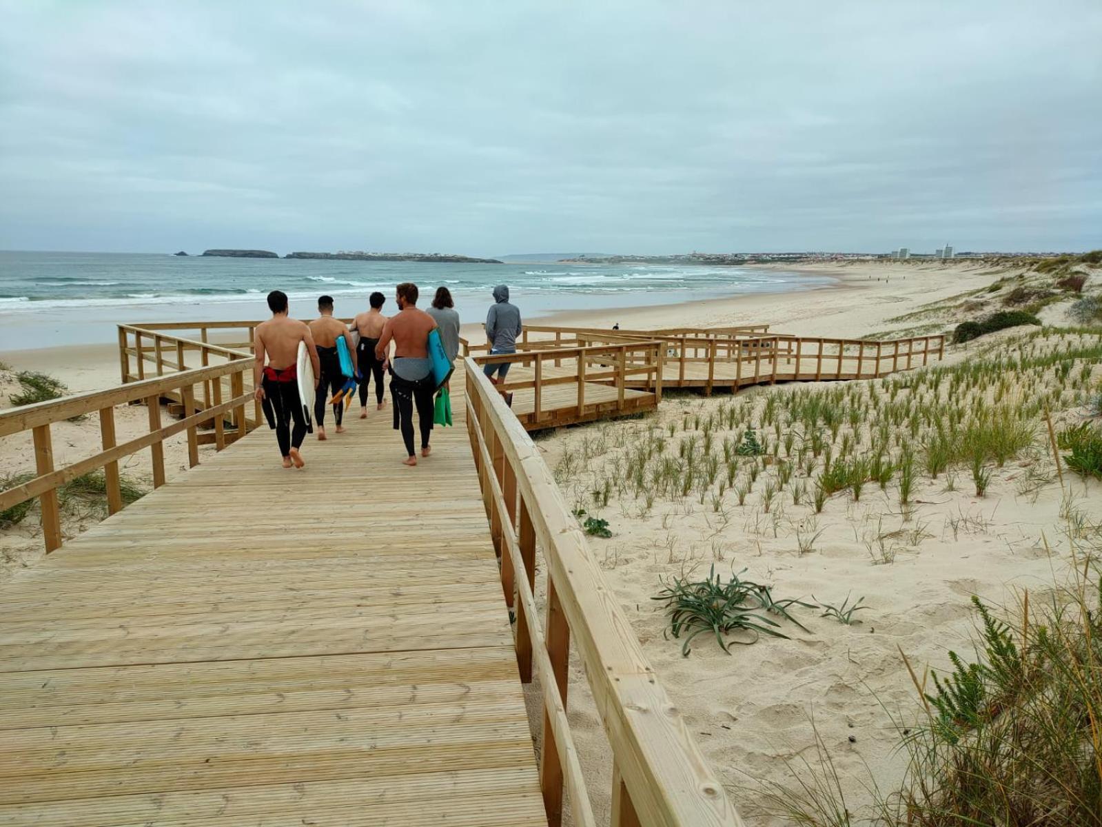 Beach And Surf Peniche Exterior photo
